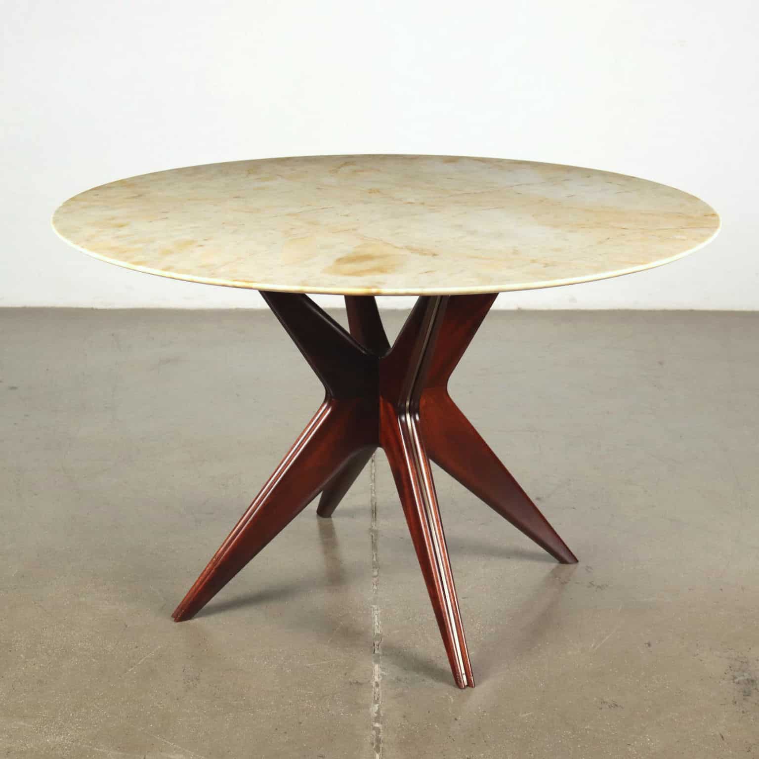 Elegante tavolo tondo anni '50
