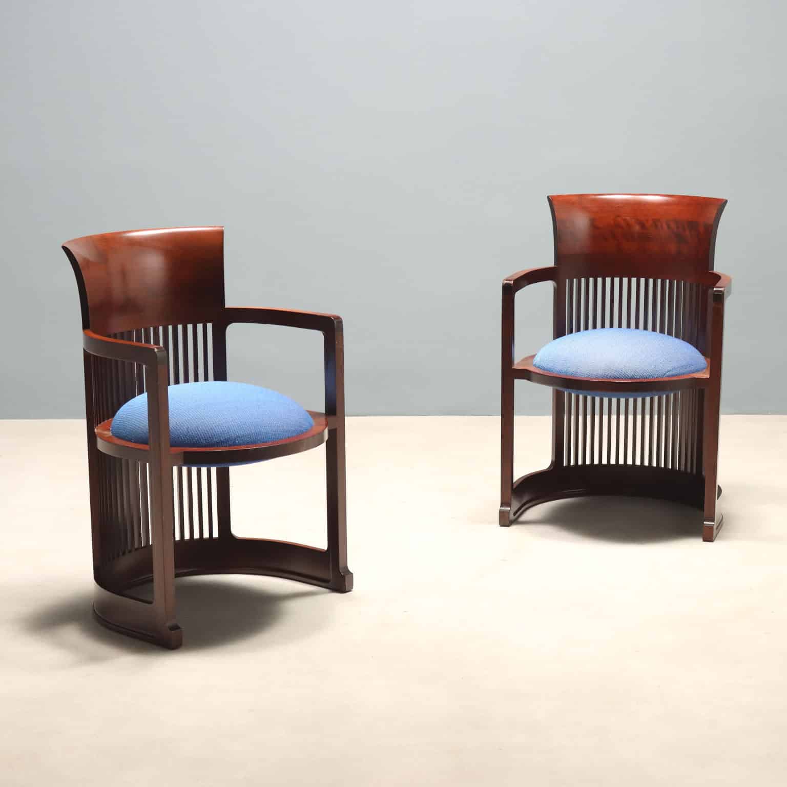 Due Poltrone Cassina by Frank Lloyd Wright