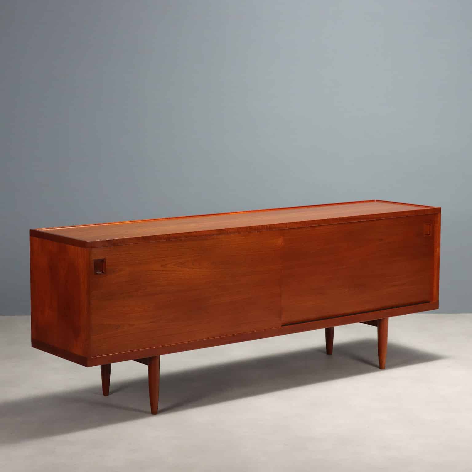 Sideboard anni '60 by Niels Møller