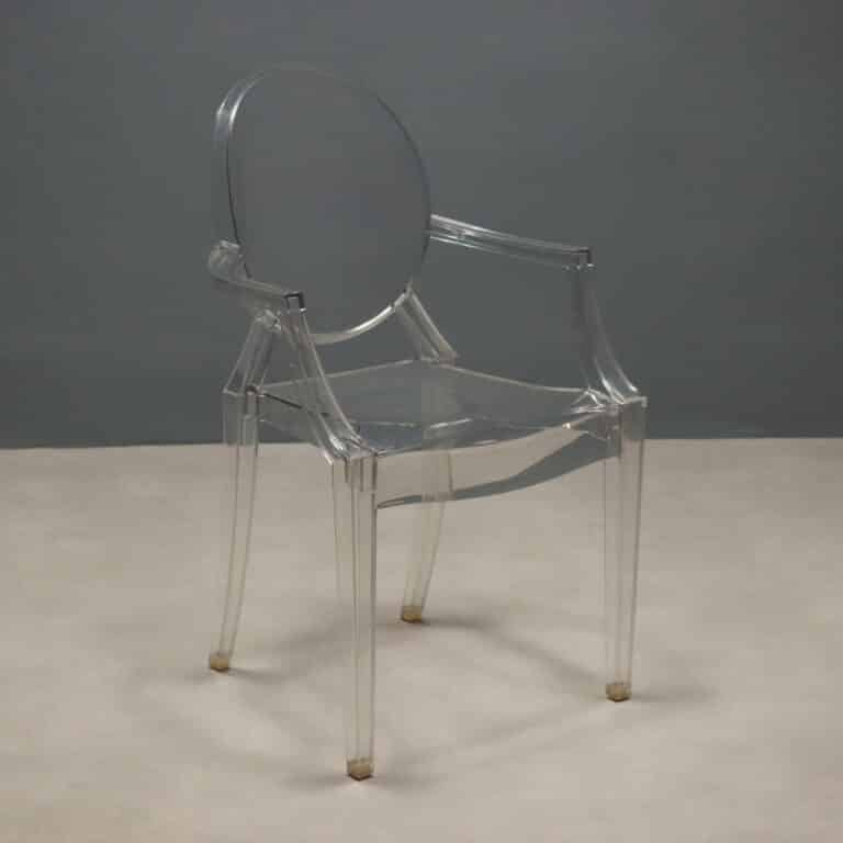 Sedia Kartell by Philippe Starck