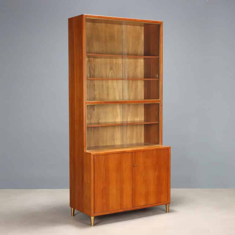 Libreria con vetrina anni '60