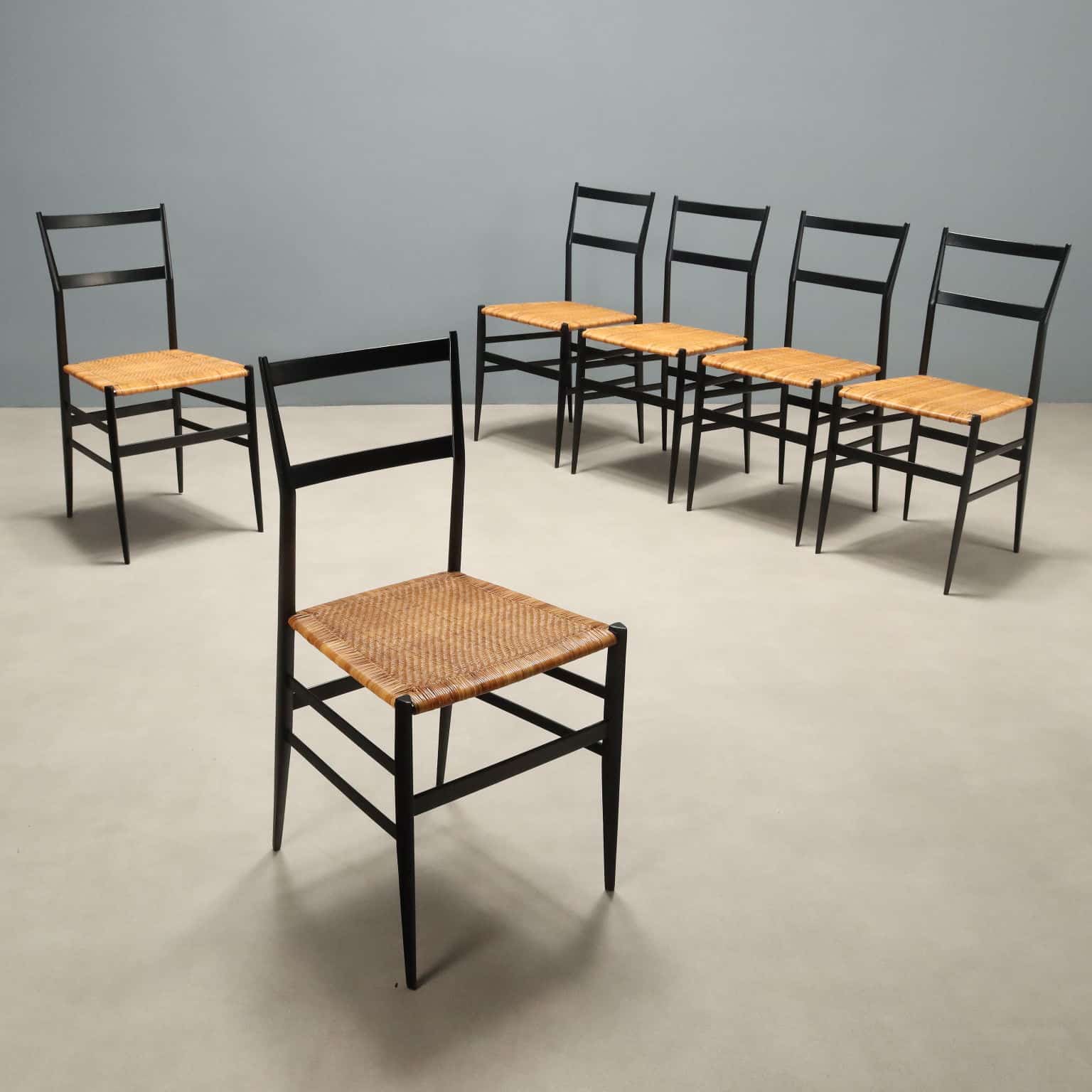 Sedie '699 Superleggera' by Gio Ponti