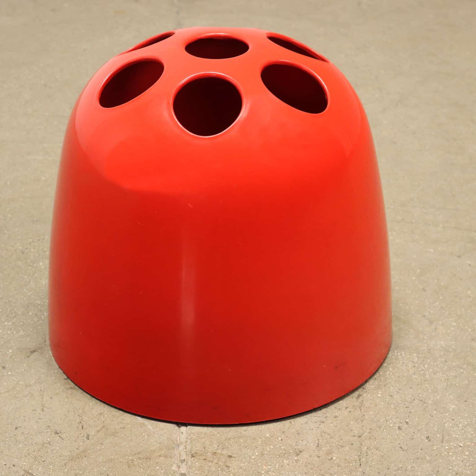 Portaombrelli ross 'Dedalo' Artemide