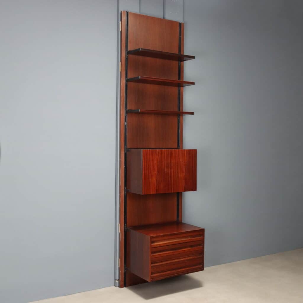 Libreria 'E 22' by Osvaldo Borsani