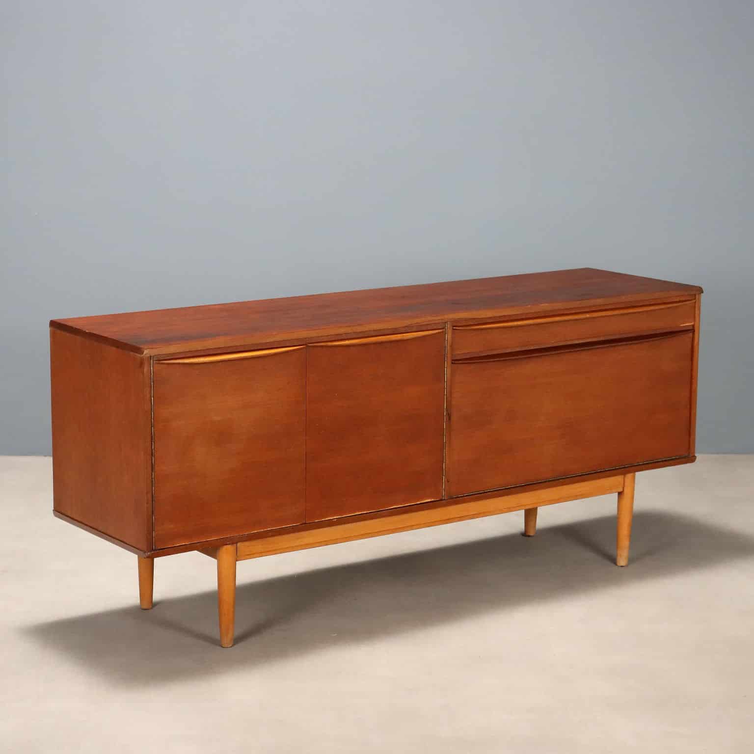 Sideboard in teak anni '60