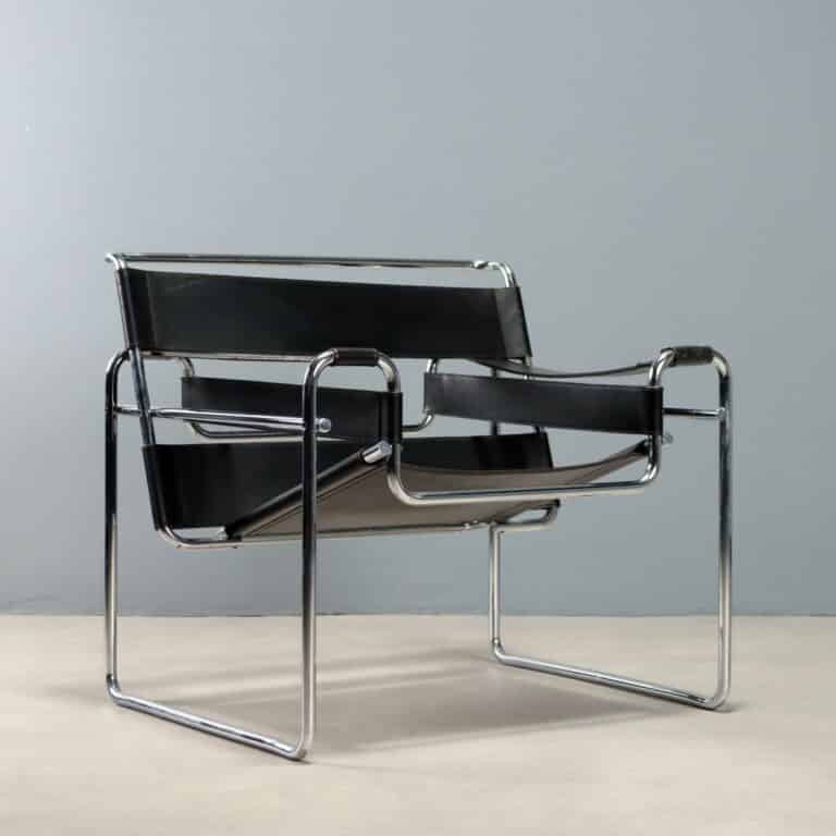 Poltrona 'Wassily' by Marcel Breuer