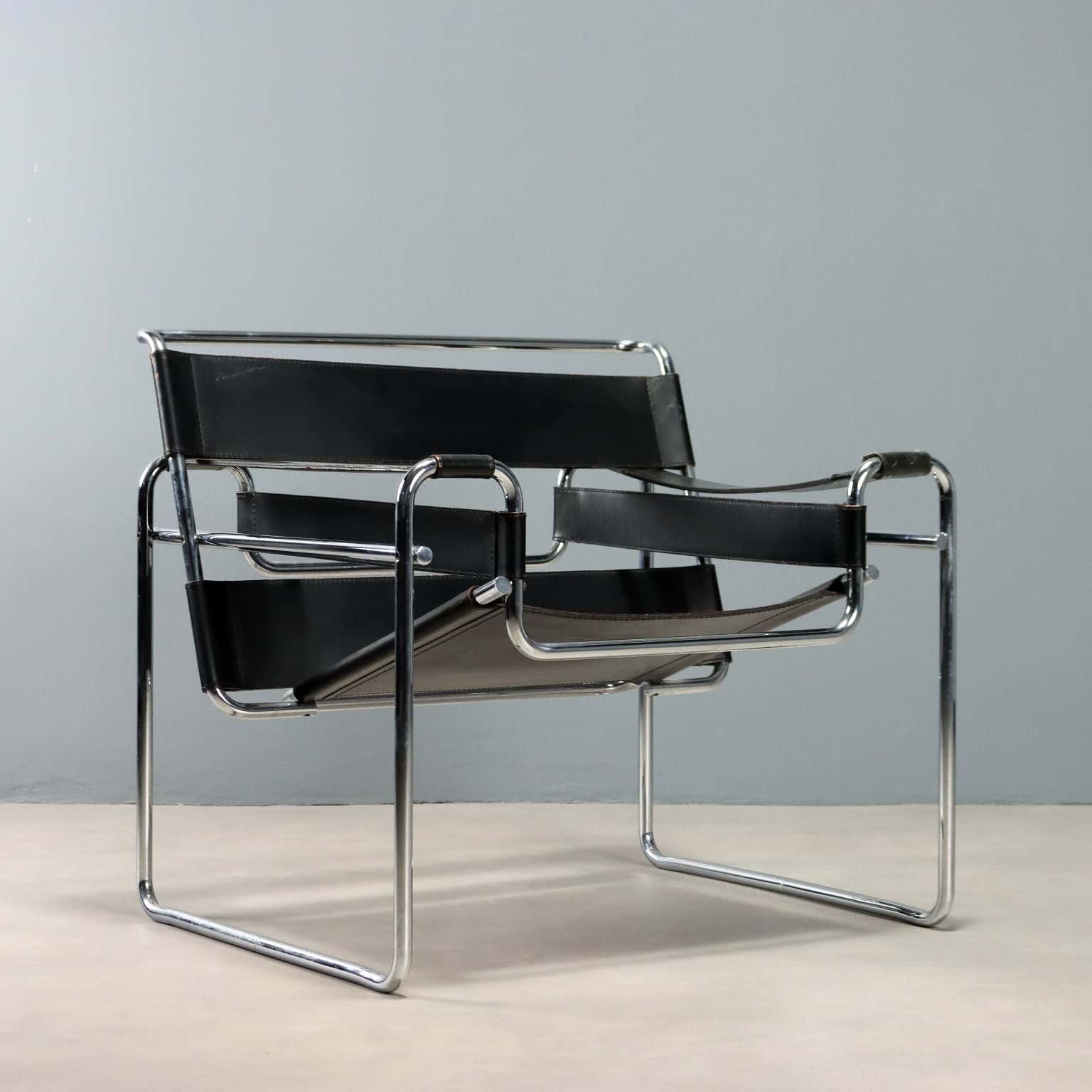Poltrona 'Wassily' by Marcel Breuer