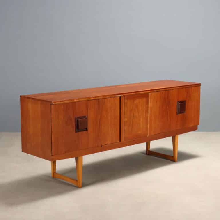 Sideboard anni '60 con vano bar