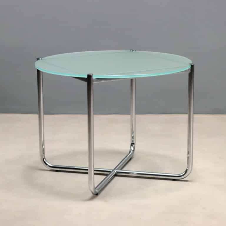 Tavolino 'E01M' by Knoll