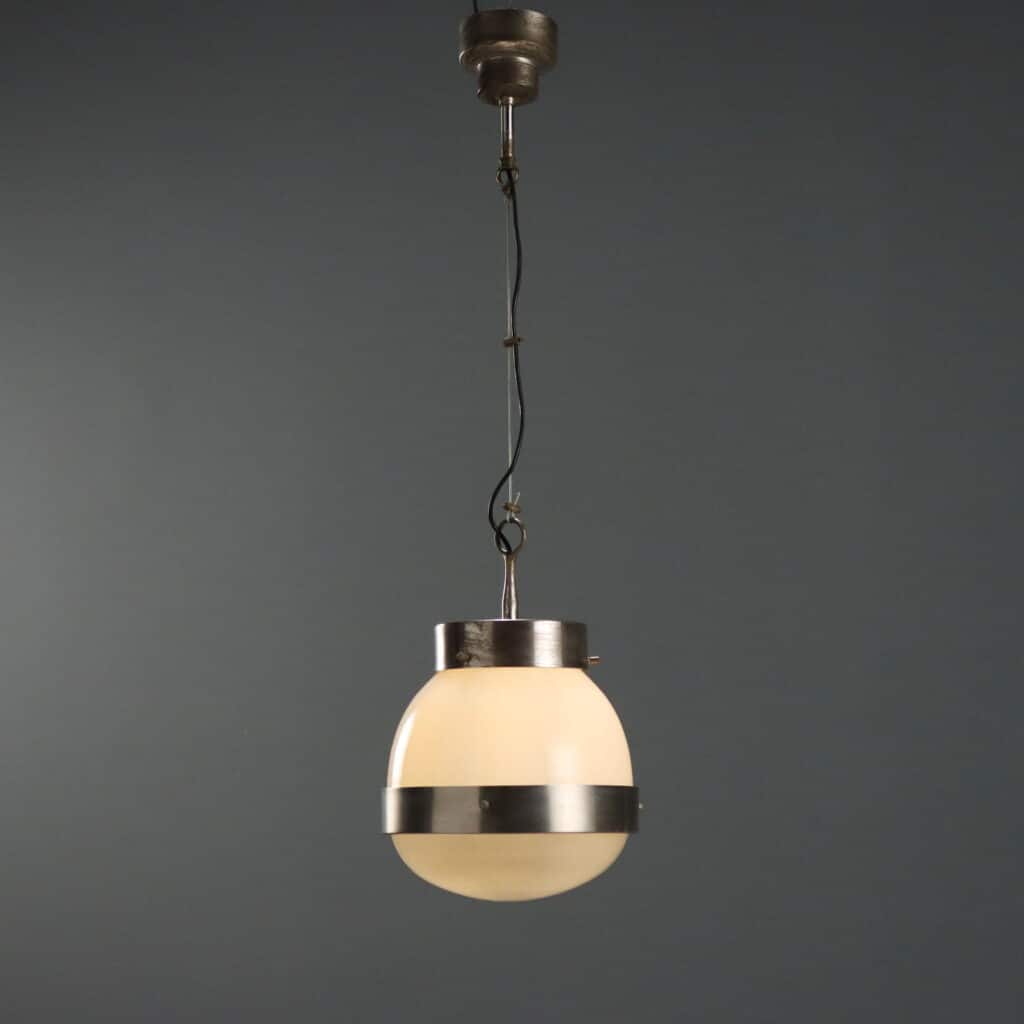 Lampada 'Delta' piccola Artemide