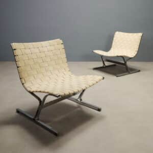 Due Poltrone anni '60 by Ross Littel