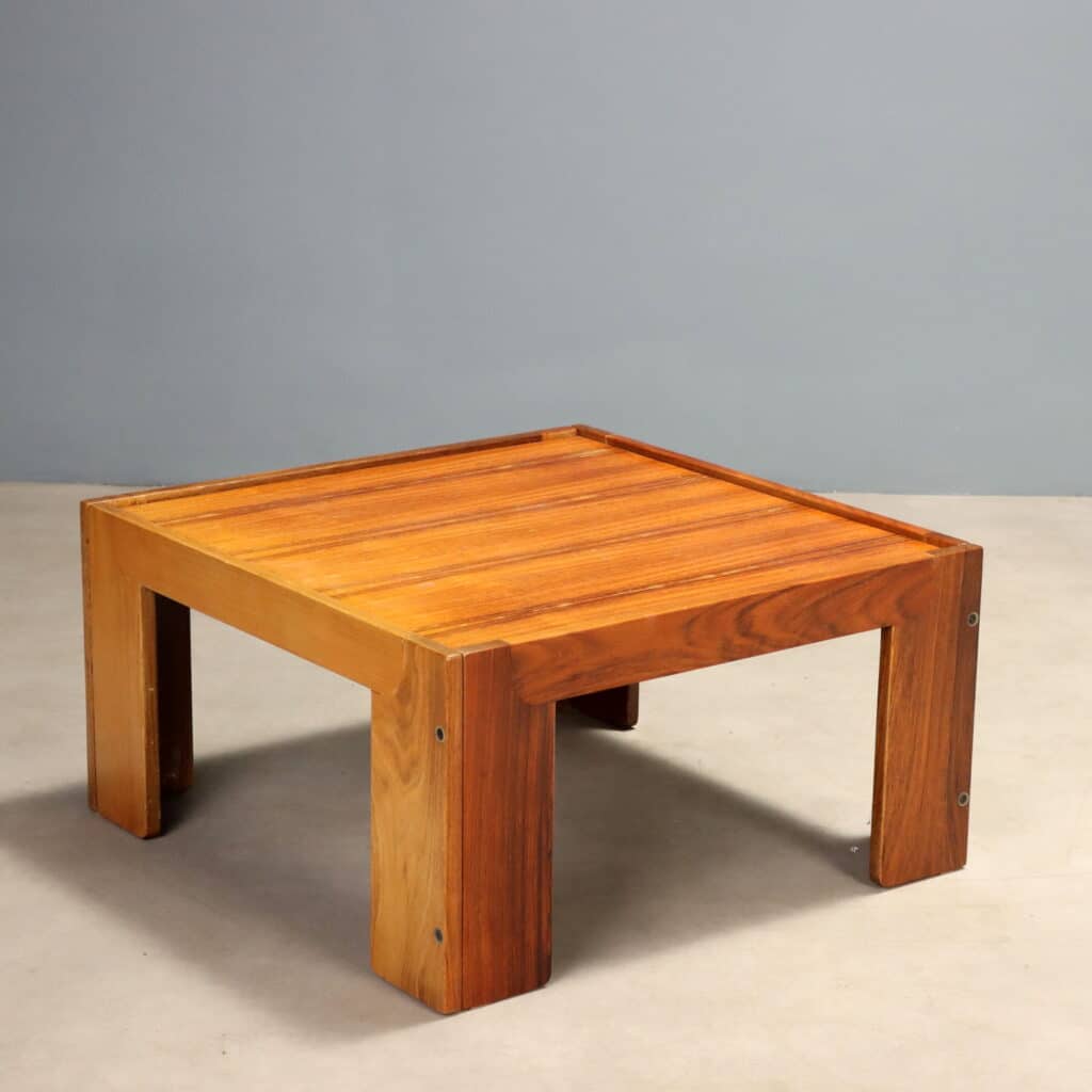 Tavolino '711' by Tobia Scarpa