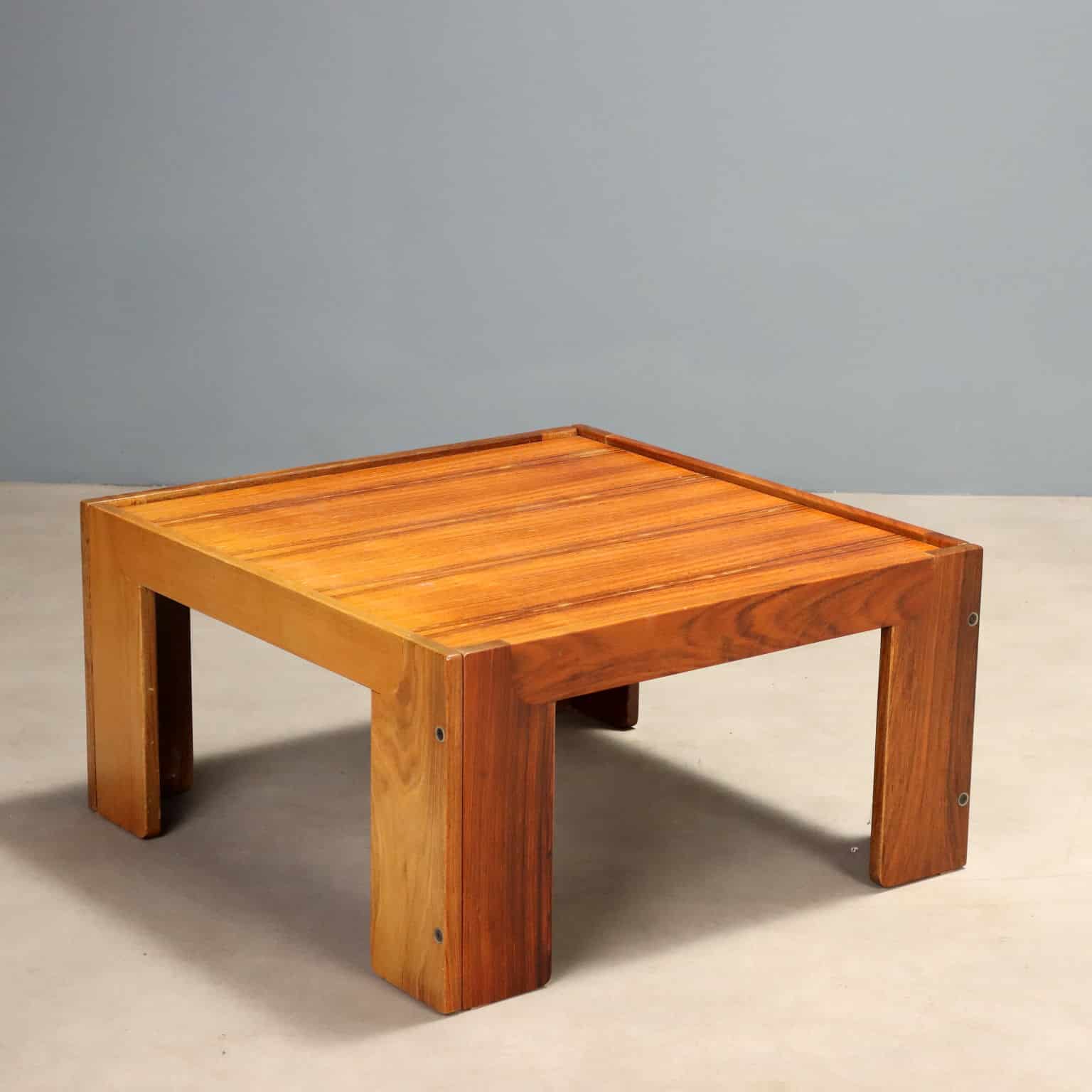 Tavolino '711' by Tobia Scarpa